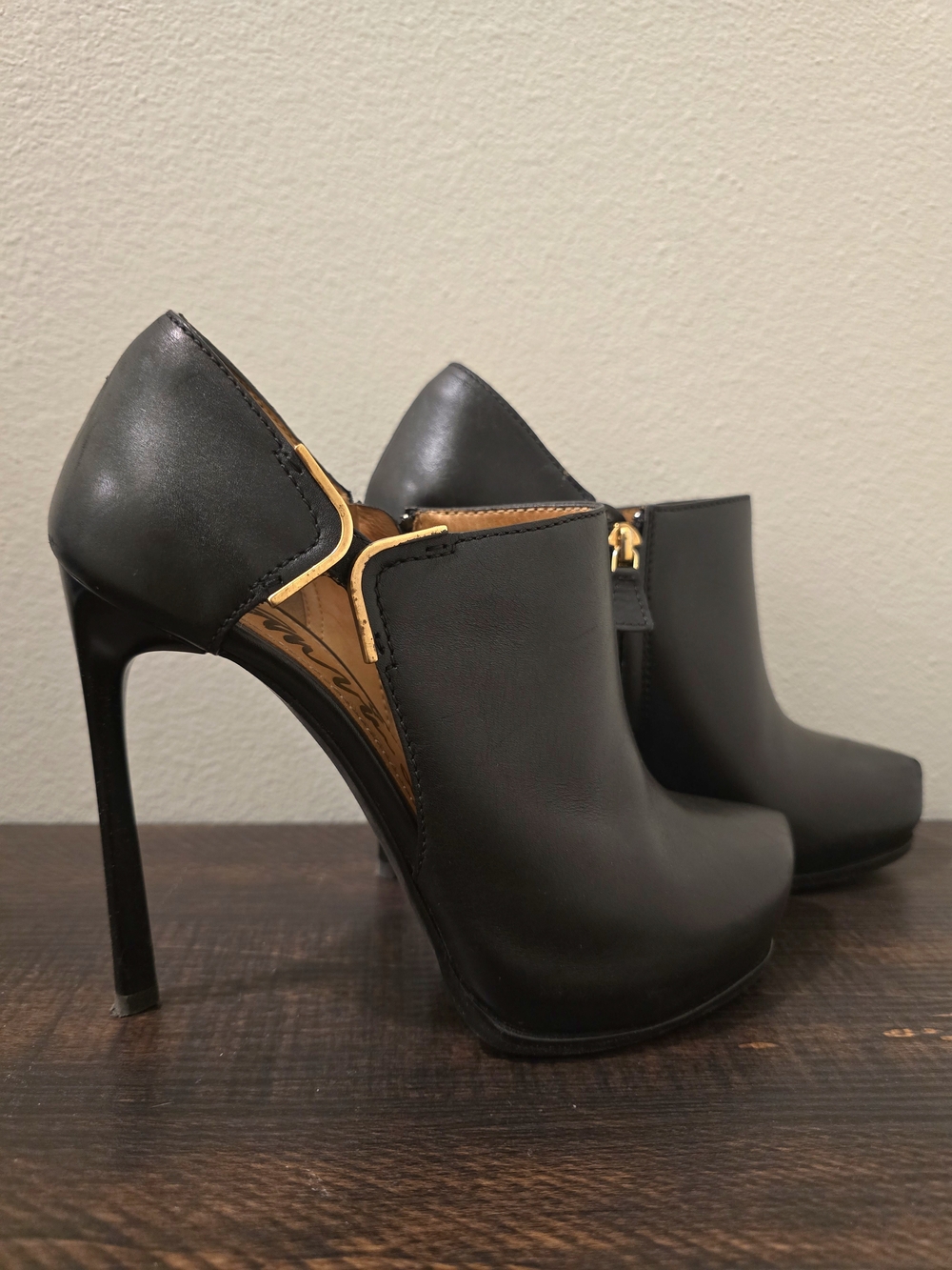 Lanvin Paris Black Leather Cutout Platform Stiletto Booties Gold Hardware 39